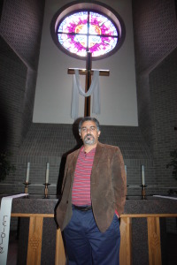 Yamout under the cross